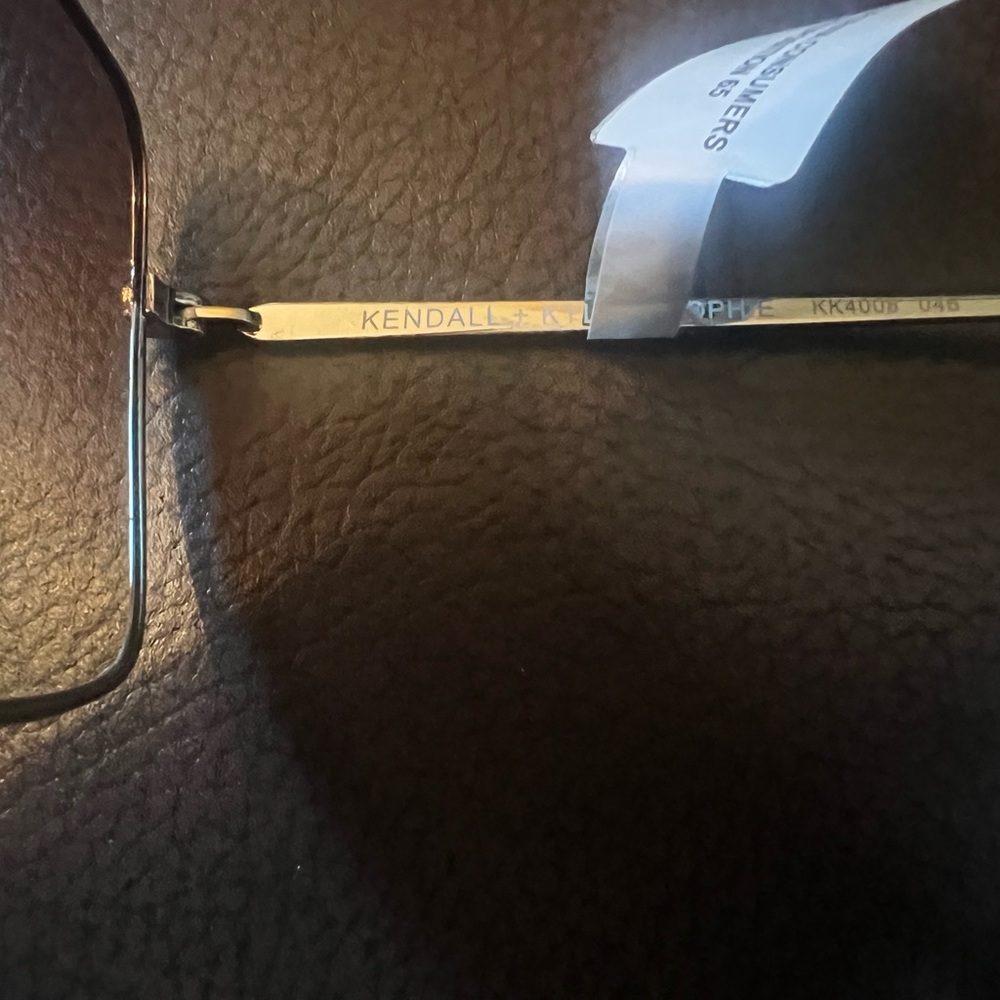 Kendall + Kylie Sunglasses 62-16-135 - Picture 6 of 6